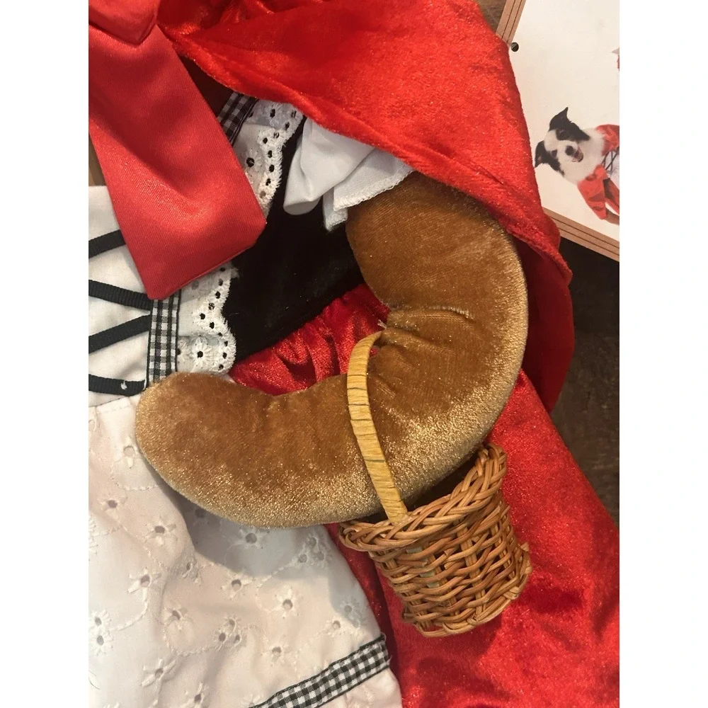 Witch Crafters Red Riding Hood Dog Costume – Size M – Cape + Dress NEW‎